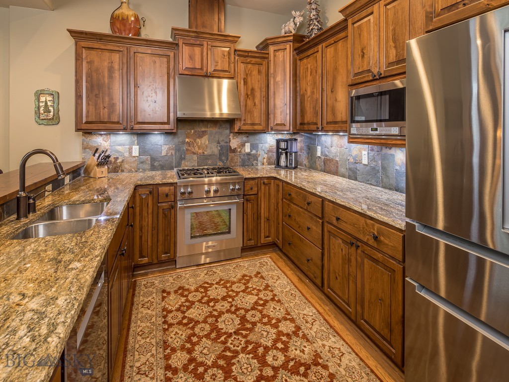 Mountain Lake Condos - Residential