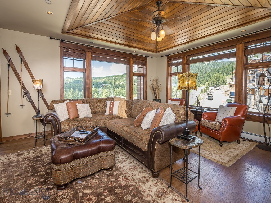 Mountain Lake Condos - Residential