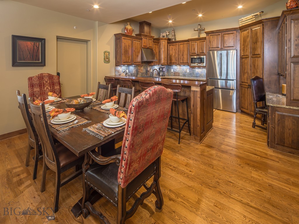 Mountain Lake Condos - Residential