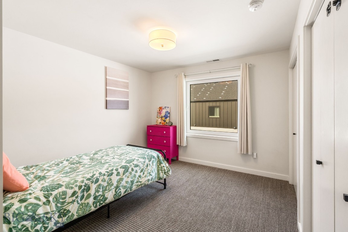 SR Block 3 Condo - Residential