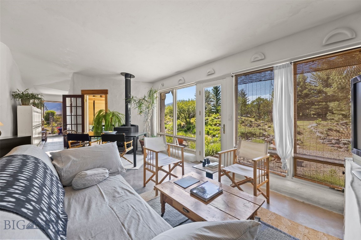 Blue Ribbon Manors - Residential