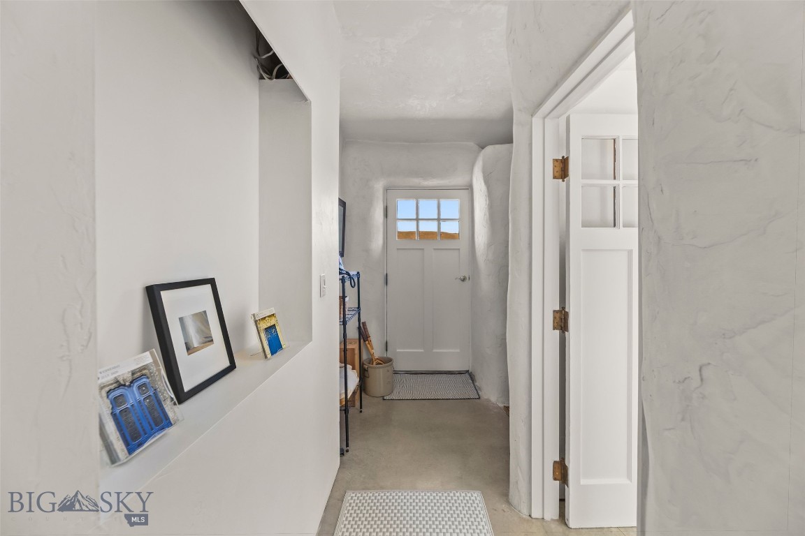 Blue Ribbon Manors - Residential