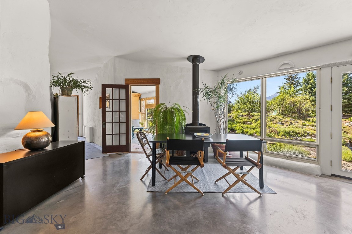 Blue Ribbon Manors - Residential