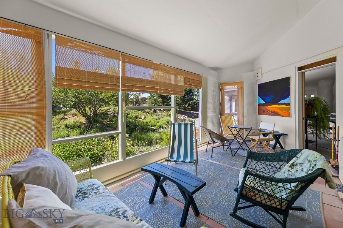 Blue Ribbon Manors - Residential