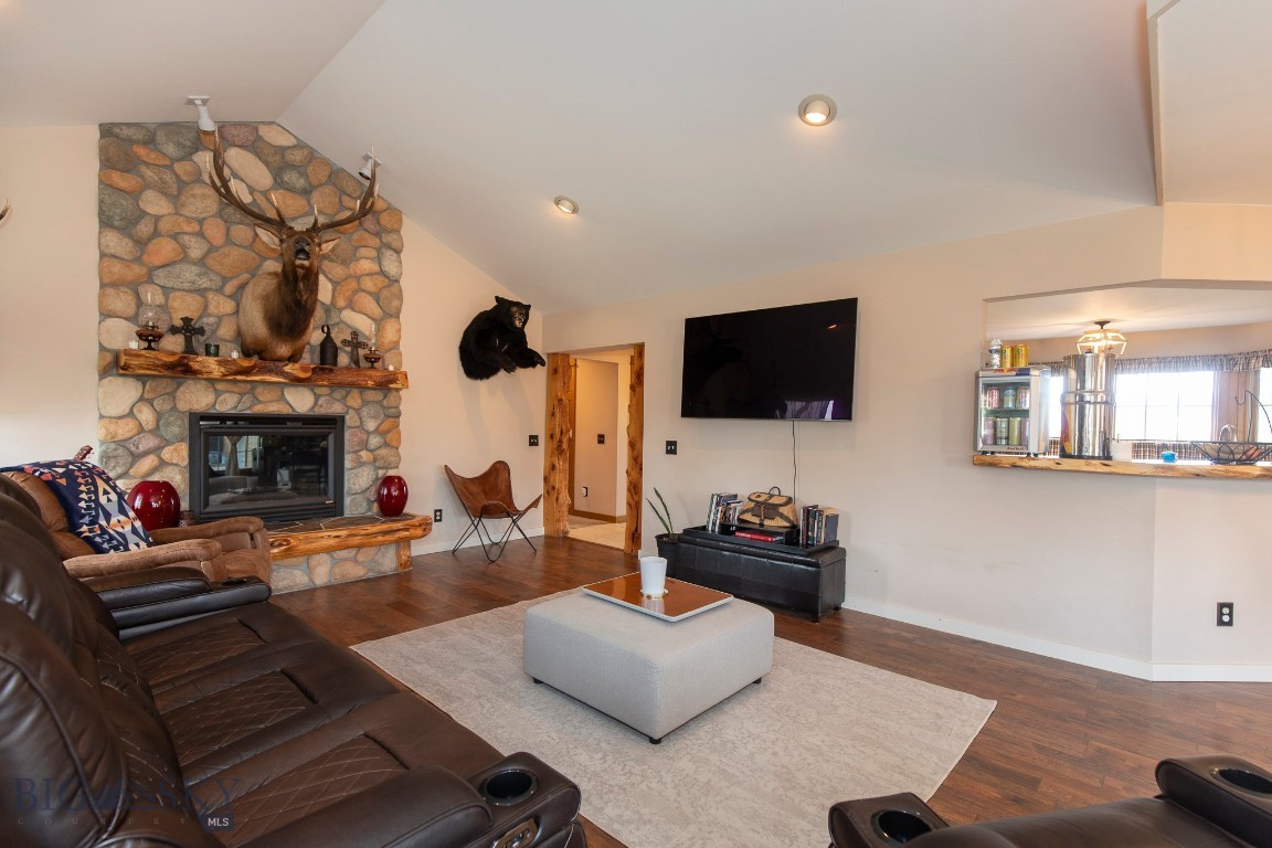 Troutdale - Residential