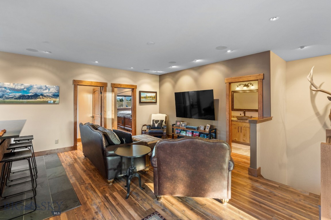 Oak Meadows - Residential