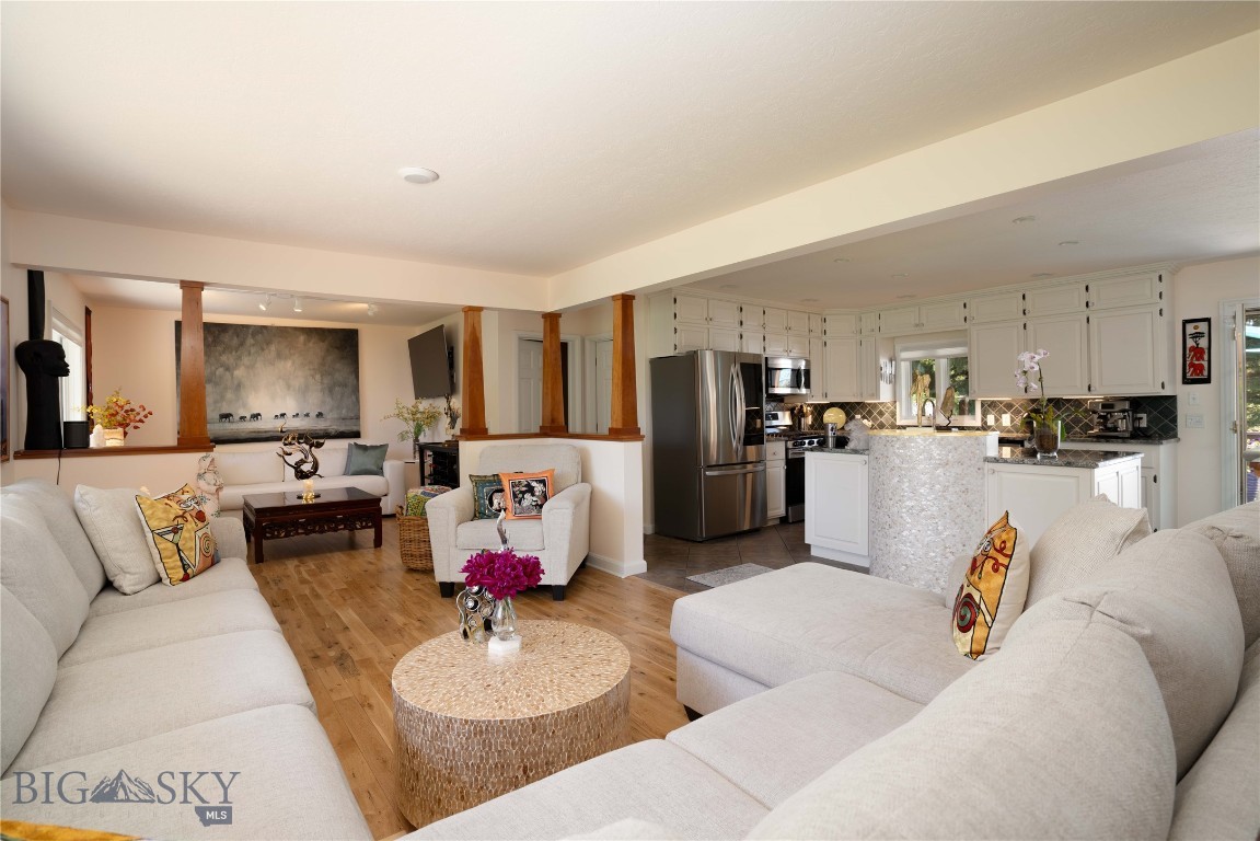 Sour Dough Creek Properties - Residential