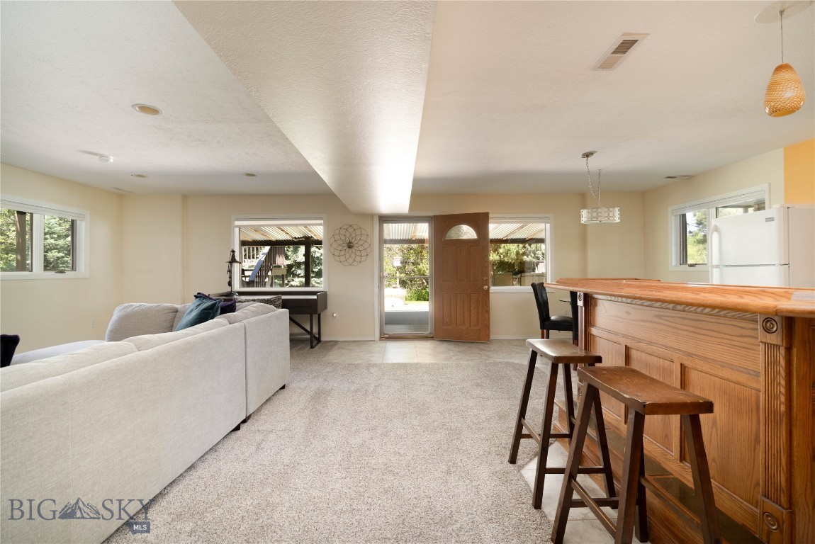 Sour Dough Creek Properties - Residential