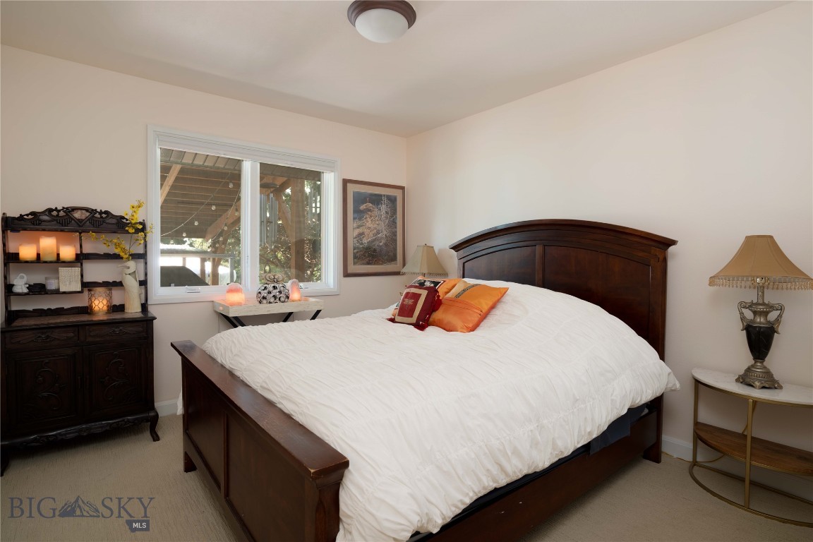 Sour Dough Creek Properties - Residential