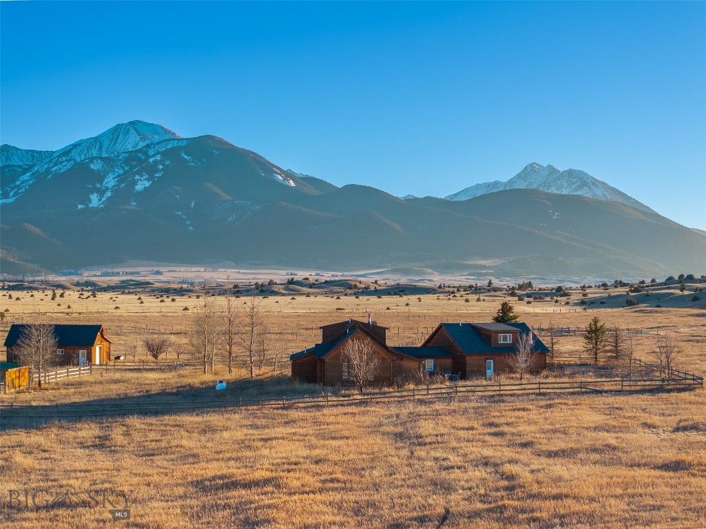 Elbow Creek - Land