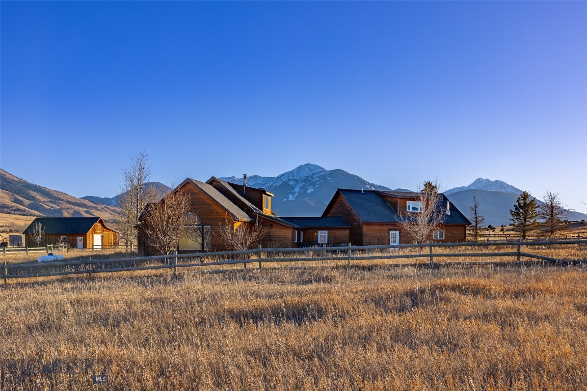 Elbow Creek - Land