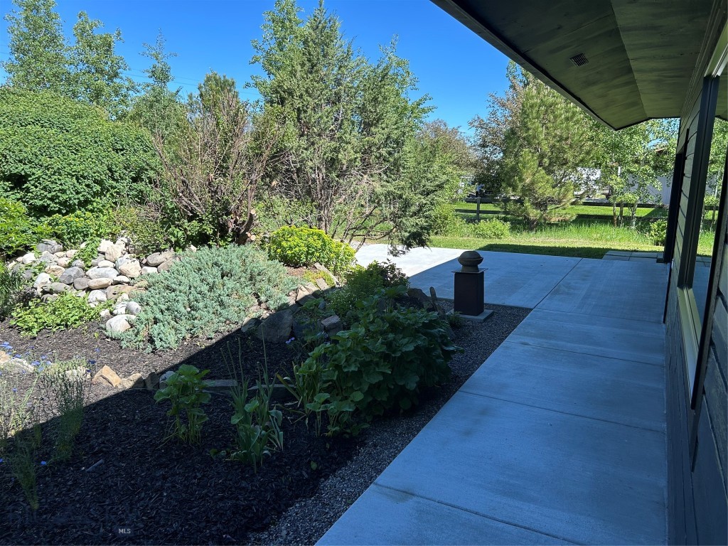 Edgewater Acres - Residential