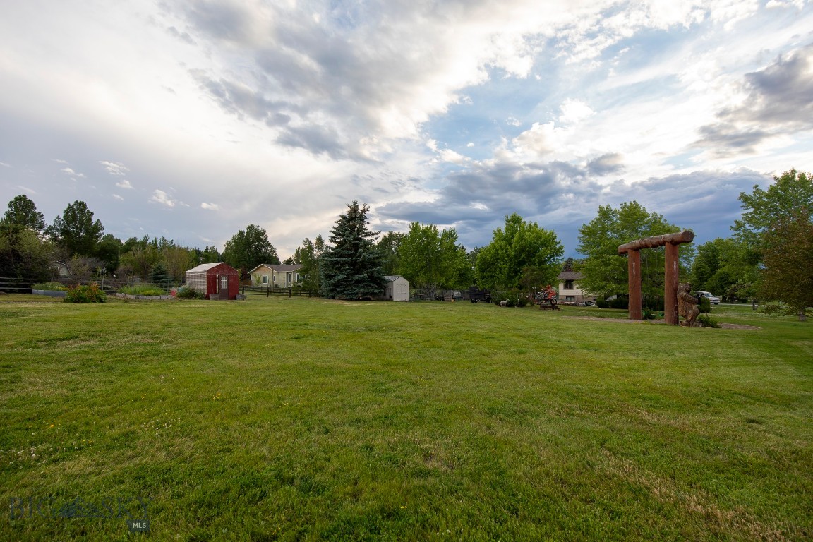 Clover Meadows - Bozeman - Land