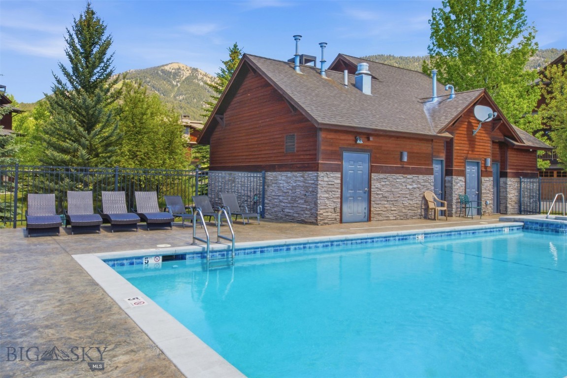 Spanish Peaks Club Condos - Residential