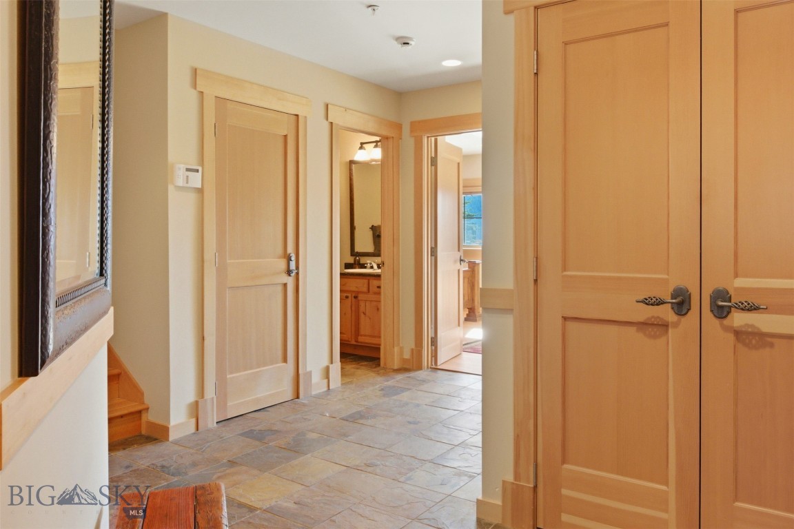 Spanish Peaks Club Condos - Residential