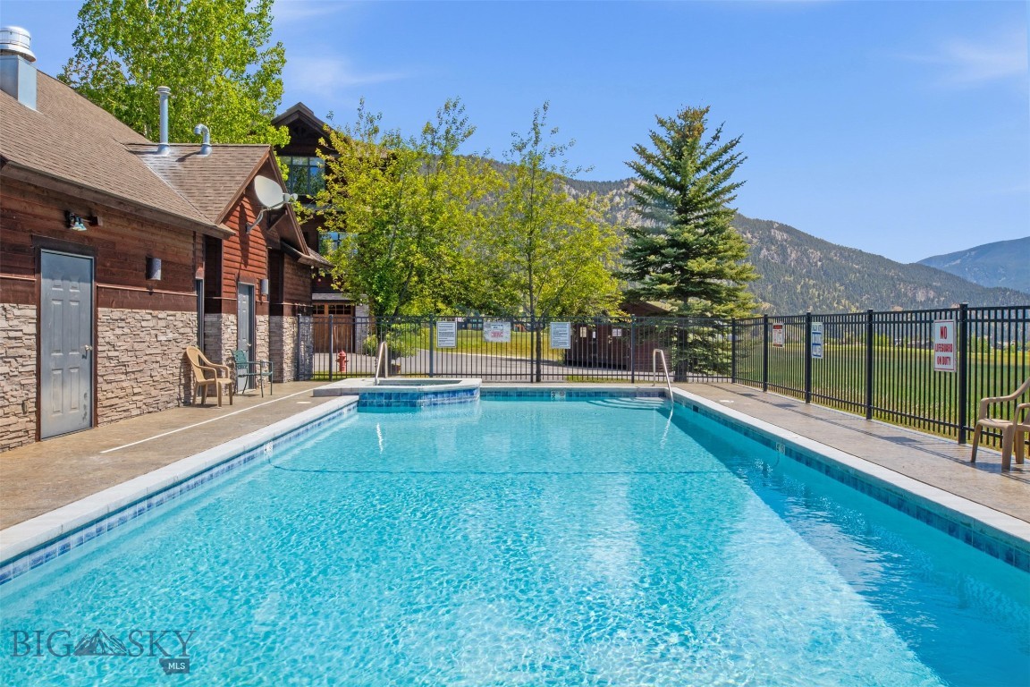 Spanish Peaks Club Condos - Residential