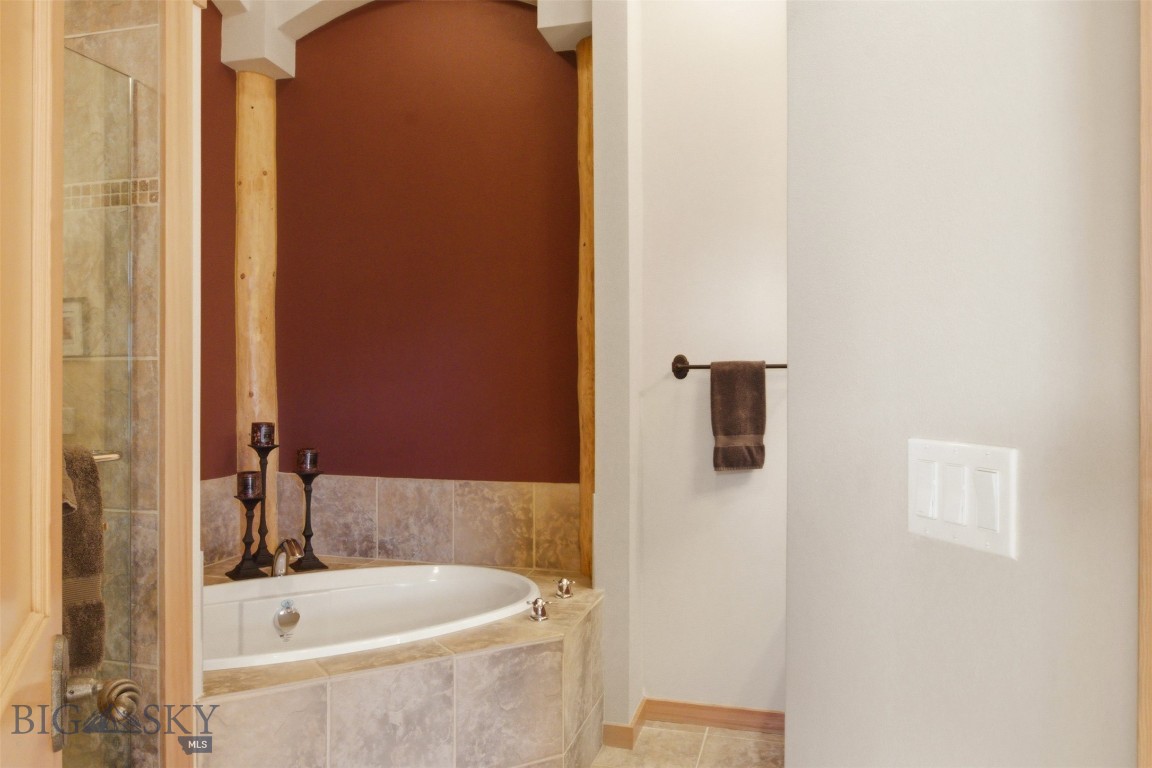 Spanish Peaks Club Condos - Residential