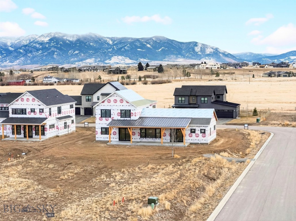 Creekside Meadows - Residential