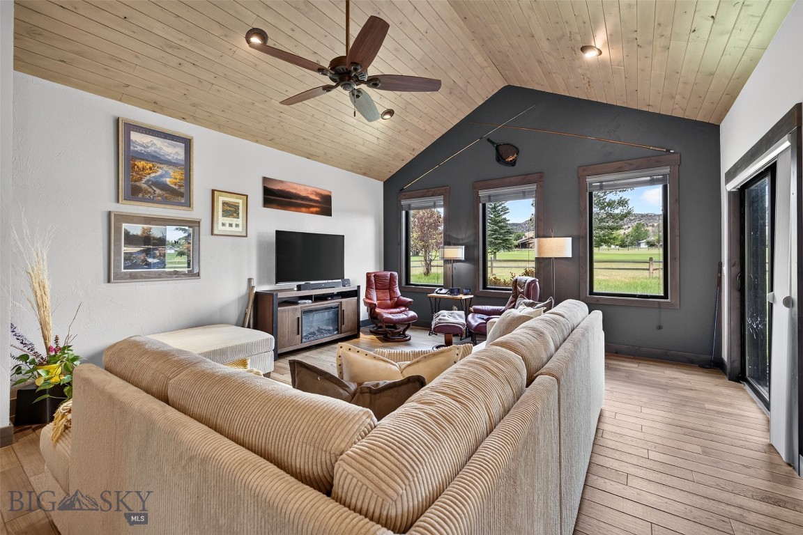 Valley Garden Golf Village - Residential