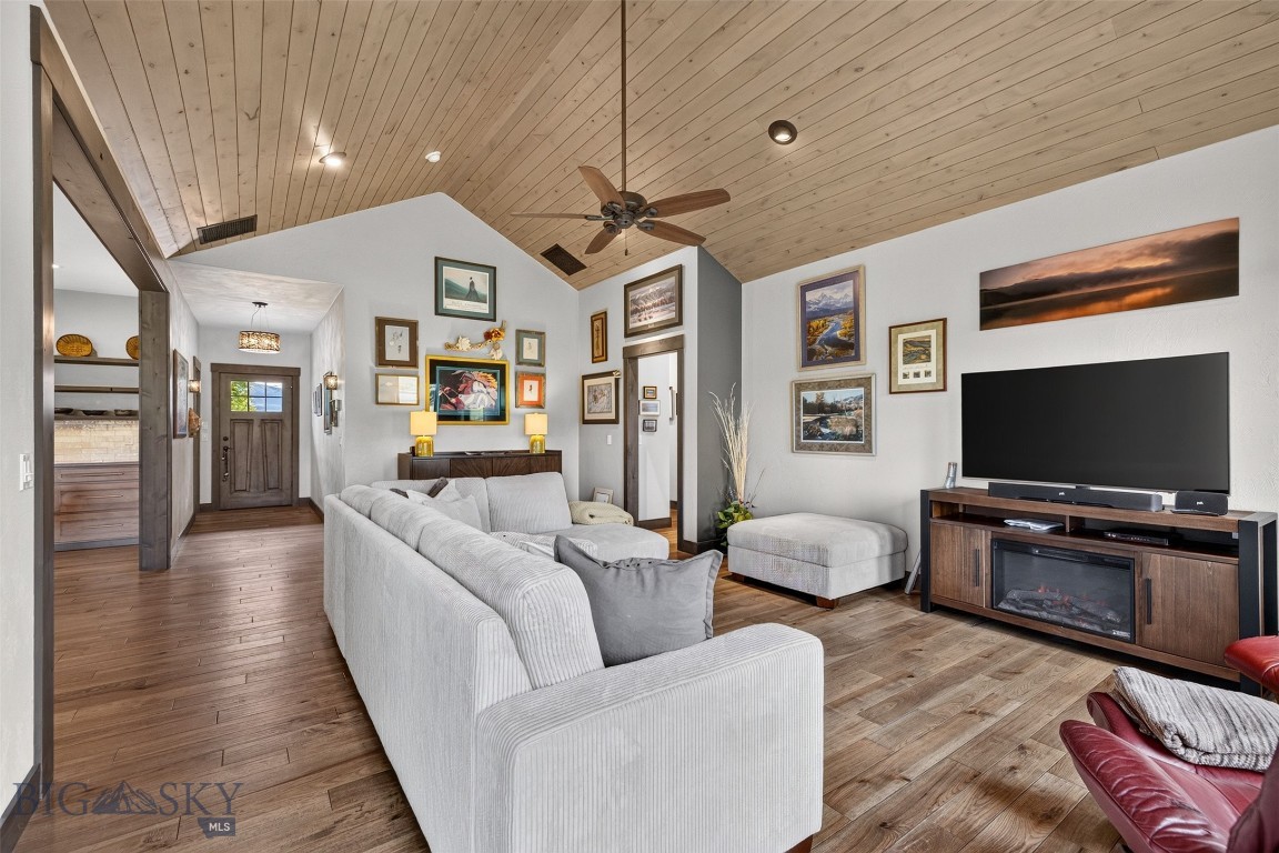 Valley Garden Golf Village - Residential