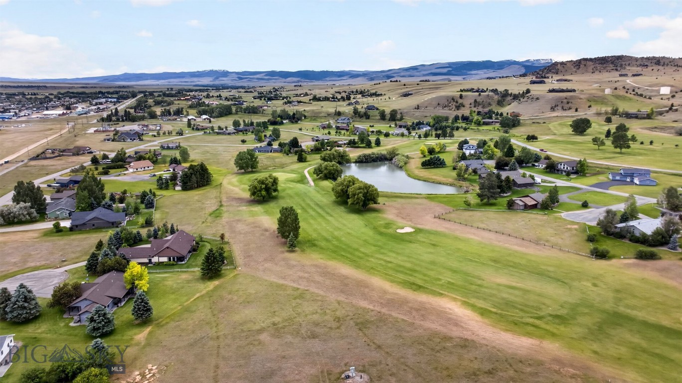 Valley Garden Golf Village - Residential