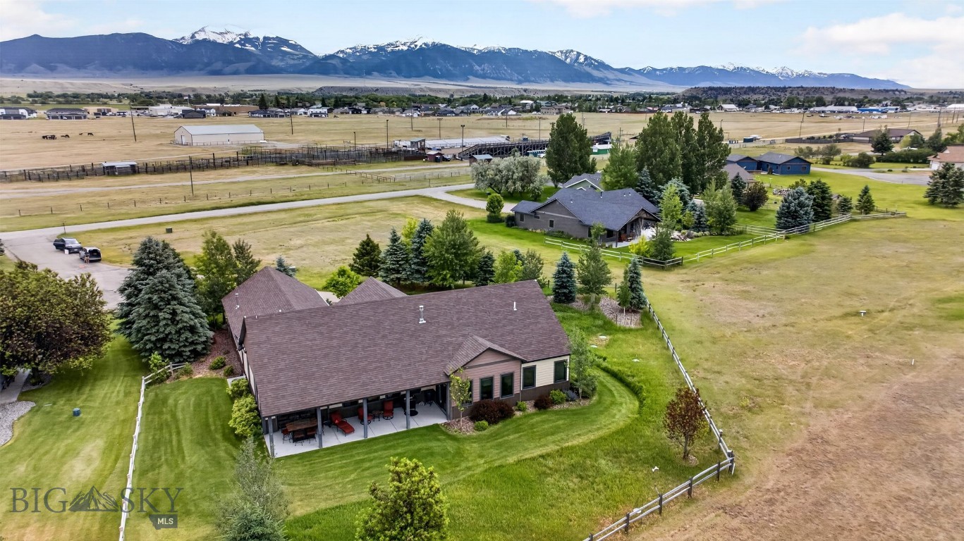 Valley Garden Golf Village - Residential