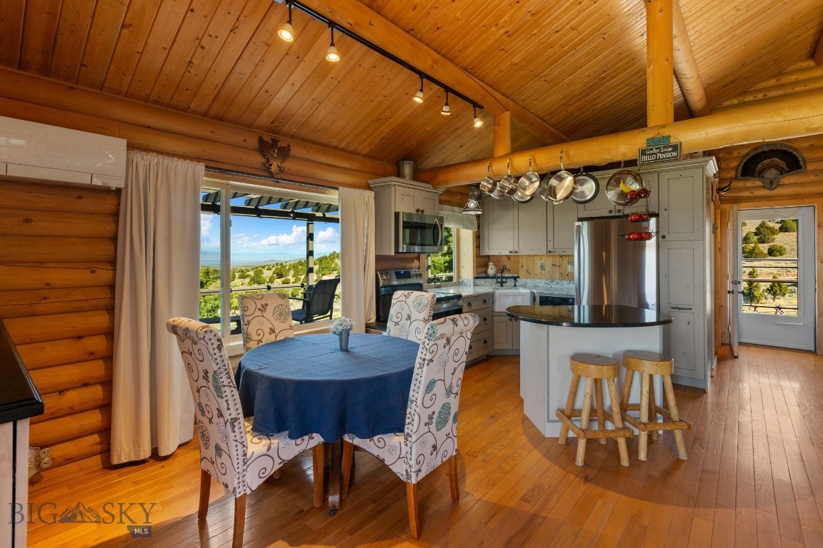 Sundowner Ranch - Residential