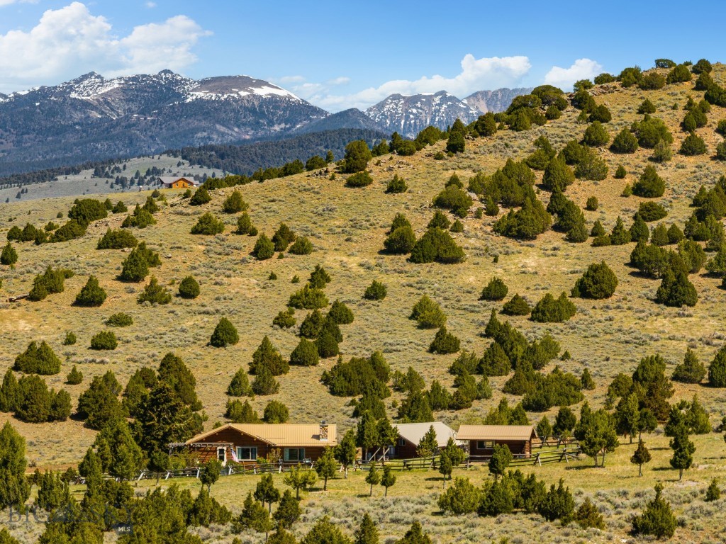 Sundowner Ranch - Residential