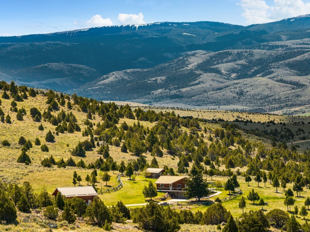 Sundowner Ranch - Residential
