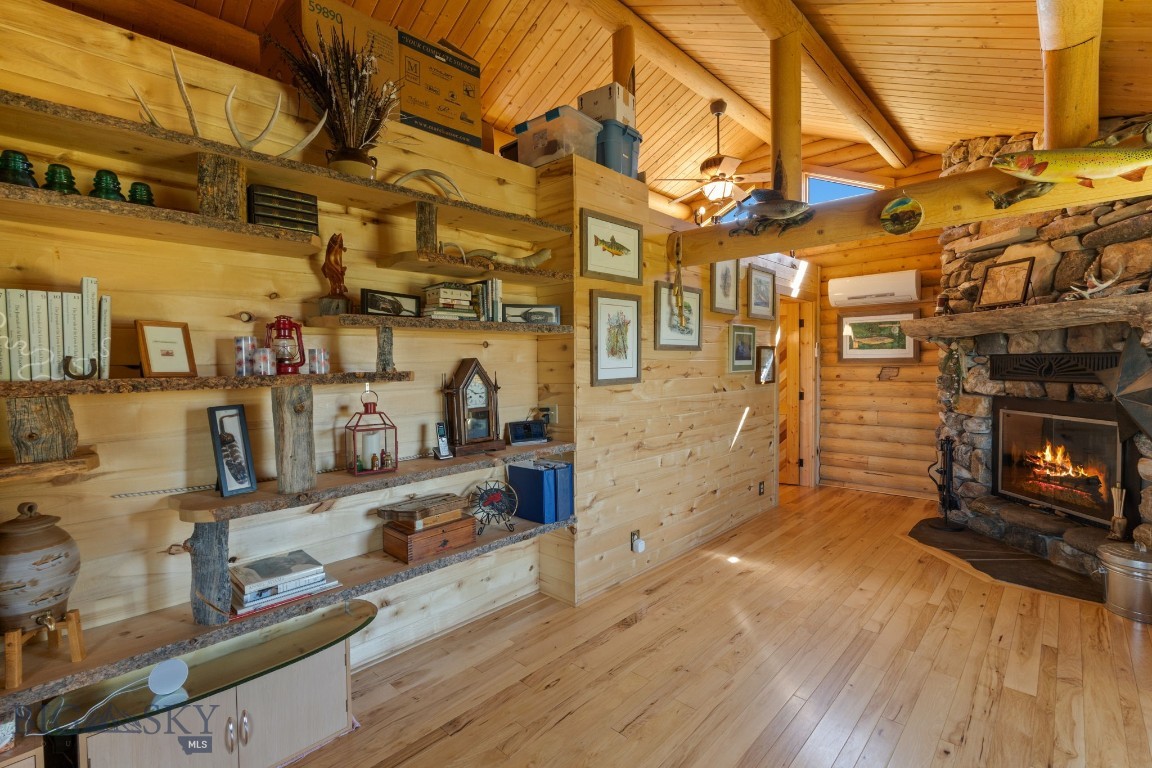 Sundowner Ranch - Residential
