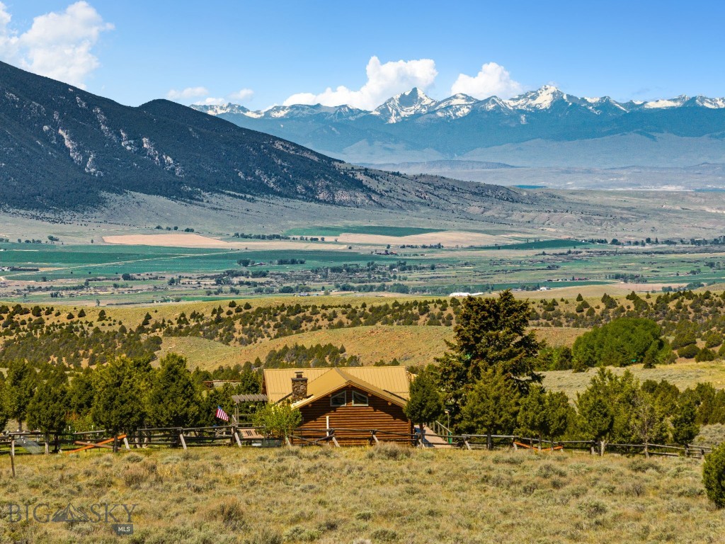Sundowner Ranch - Residential