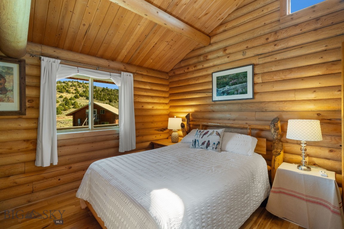 Sundowner Ranch - Residential