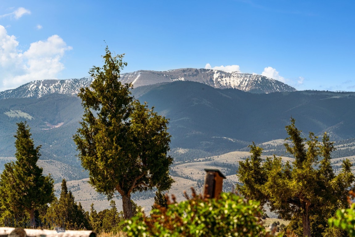 Sundowner Ranch - Residential