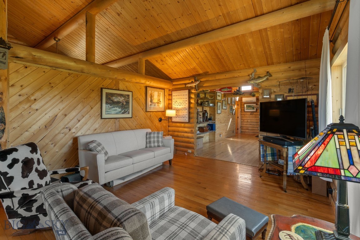 Sundowner Ranch - Residential