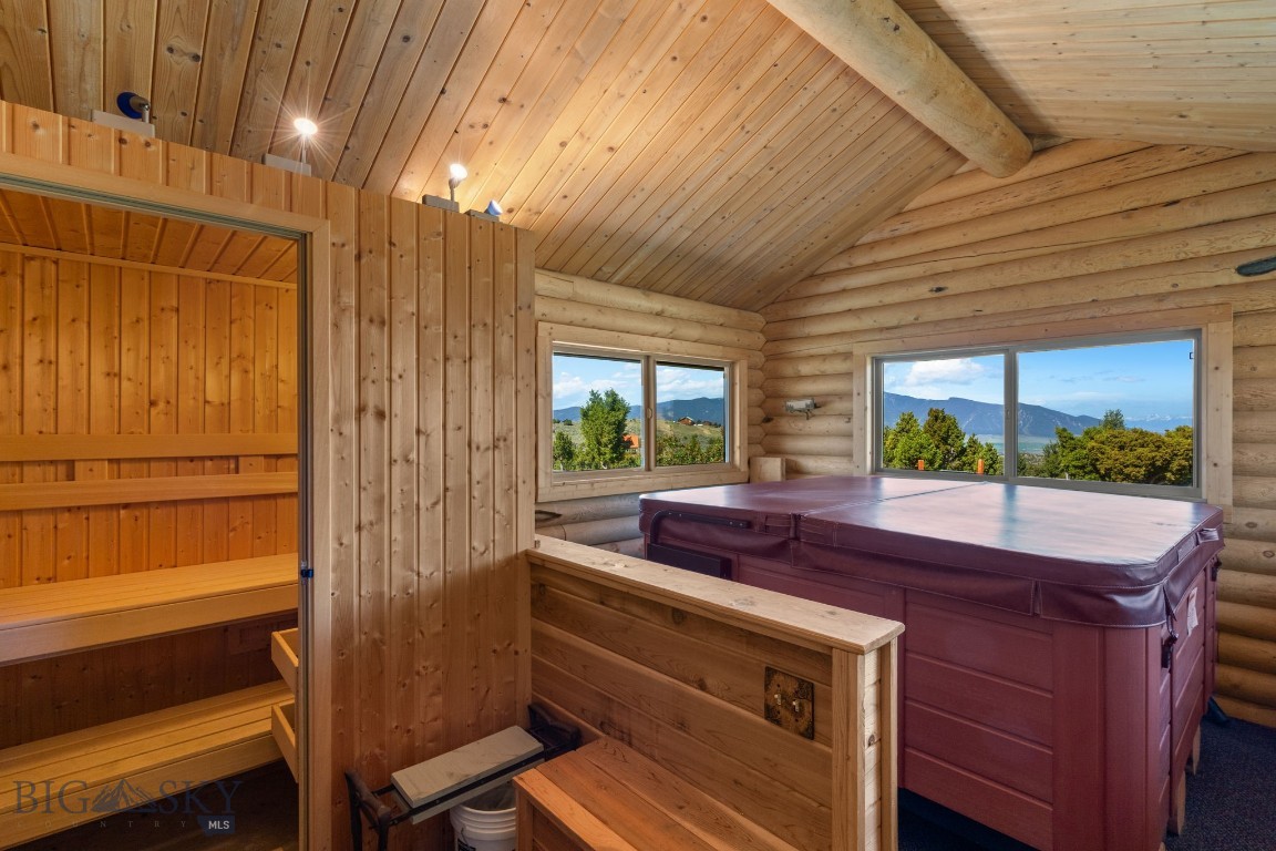 Sundowner Ranch - Residential