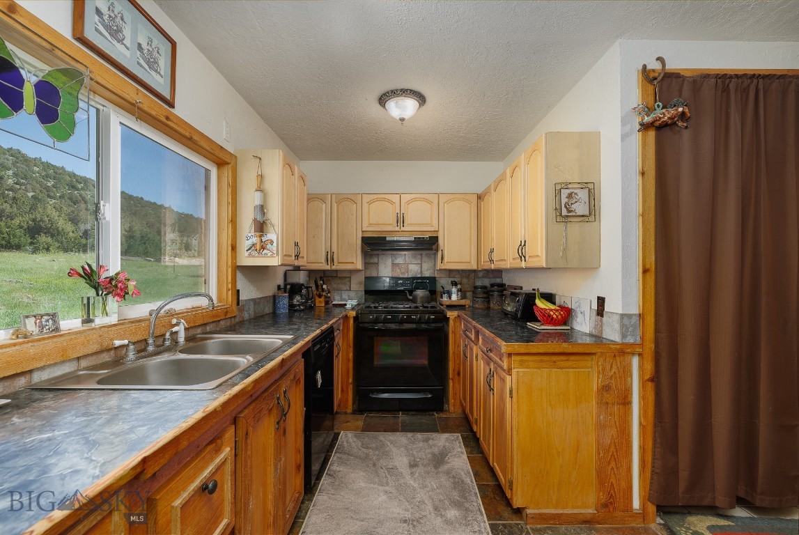 Shining Mountain Unit I - Residential