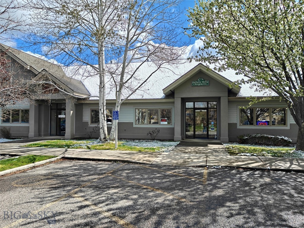 This ideally located professional office condo offers signage visibility on Ferguson Ave, plenty of parking and convenience to other services and arterials. The spacious office is perfect for investment and/or the owner/user who needs one office with reception area.  Two other tenants are in place with counseling businesses and NNN leases. Seller financing may be available to a qualified buyer with acceptable offer. Featuring 3 generous private offices, serene reception area and functional break room, this turnkey office has been refreshed with newer paint, carpeting and water heater to ease the transition for any business. This is a rare opportunity to own a prime commercial location with reduced risk and income potential from existing leases.