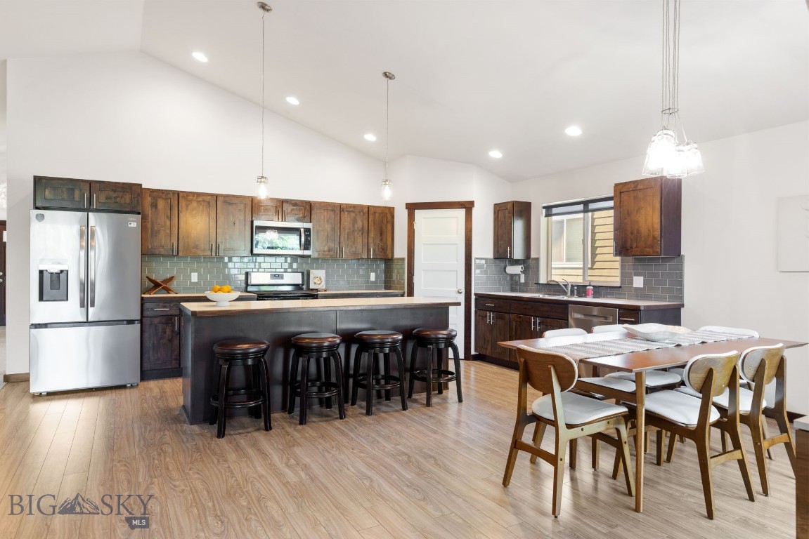 Meadow Creek - Residential
