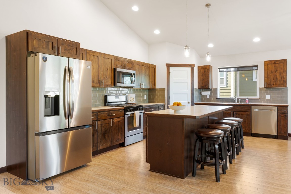 Meadow Creek - Residential