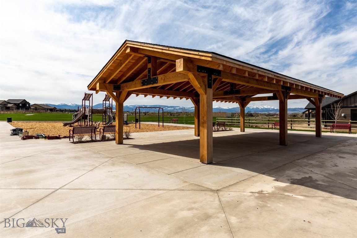 White Horse Ranch - Residential