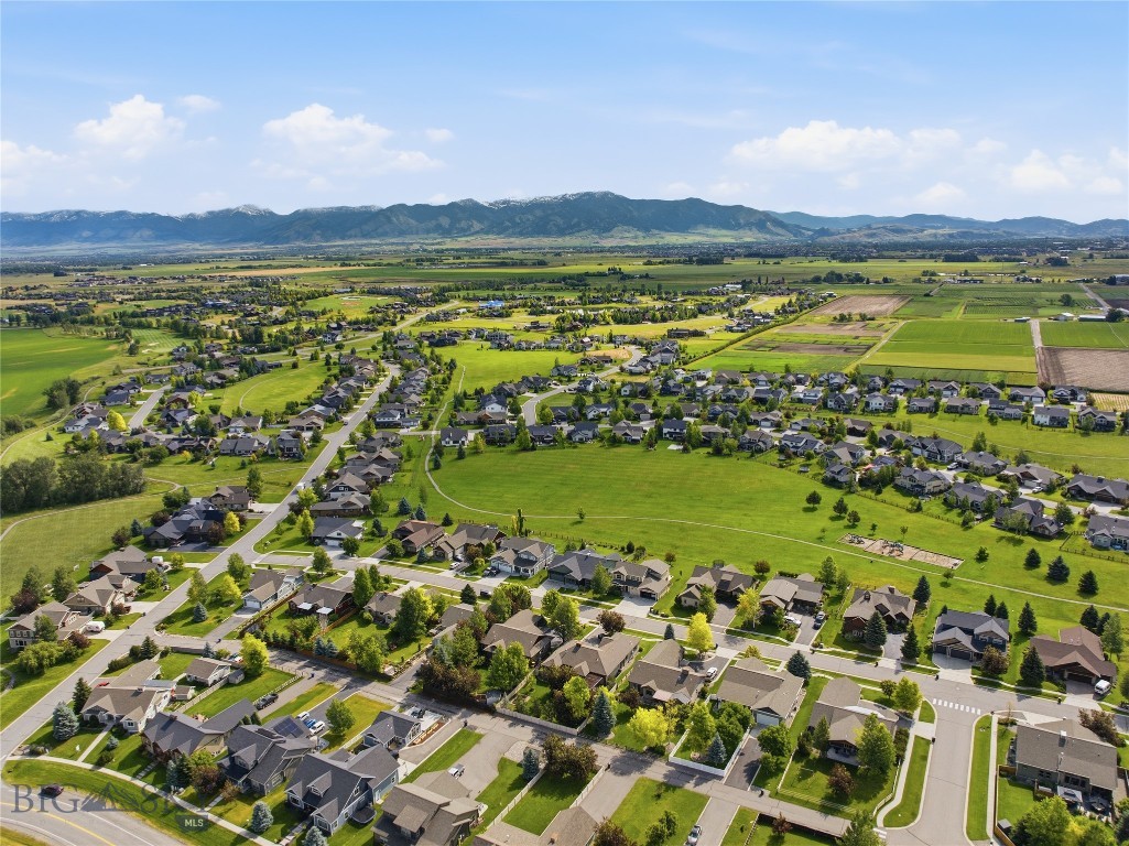 Middle Creek Parklands - Residential