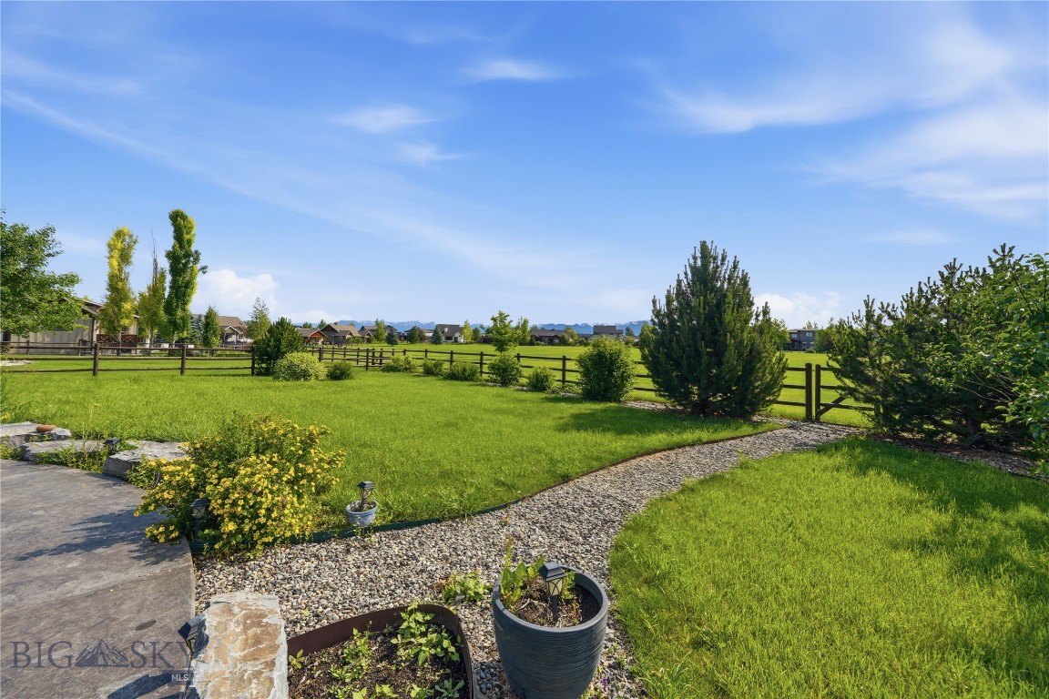 Middle Creek Parklands - Residential