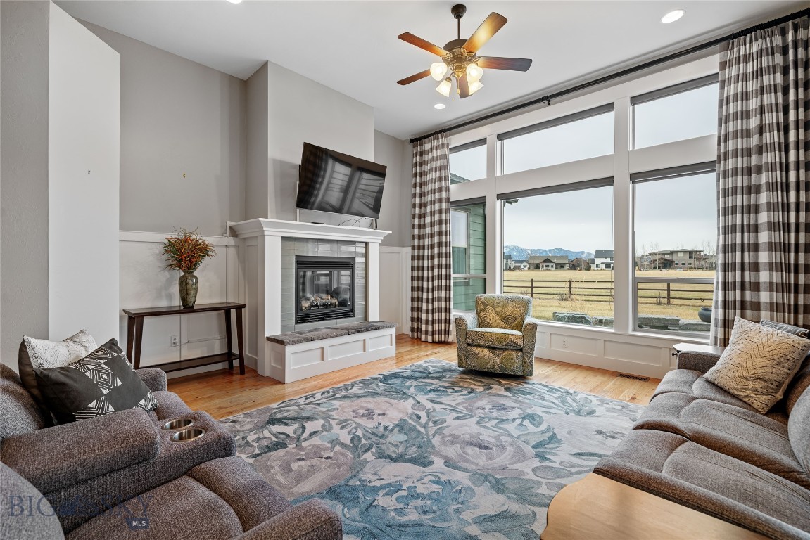 Middle Creek Parklands - Residential