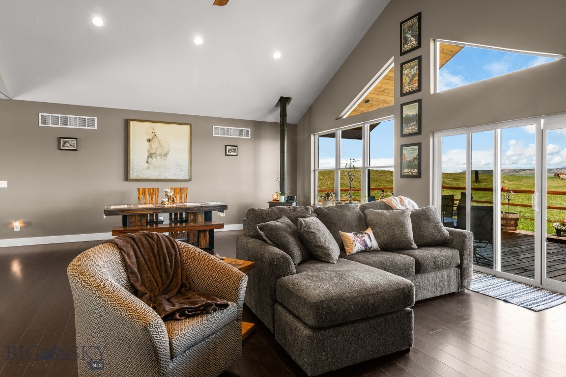 Lovely - Residential