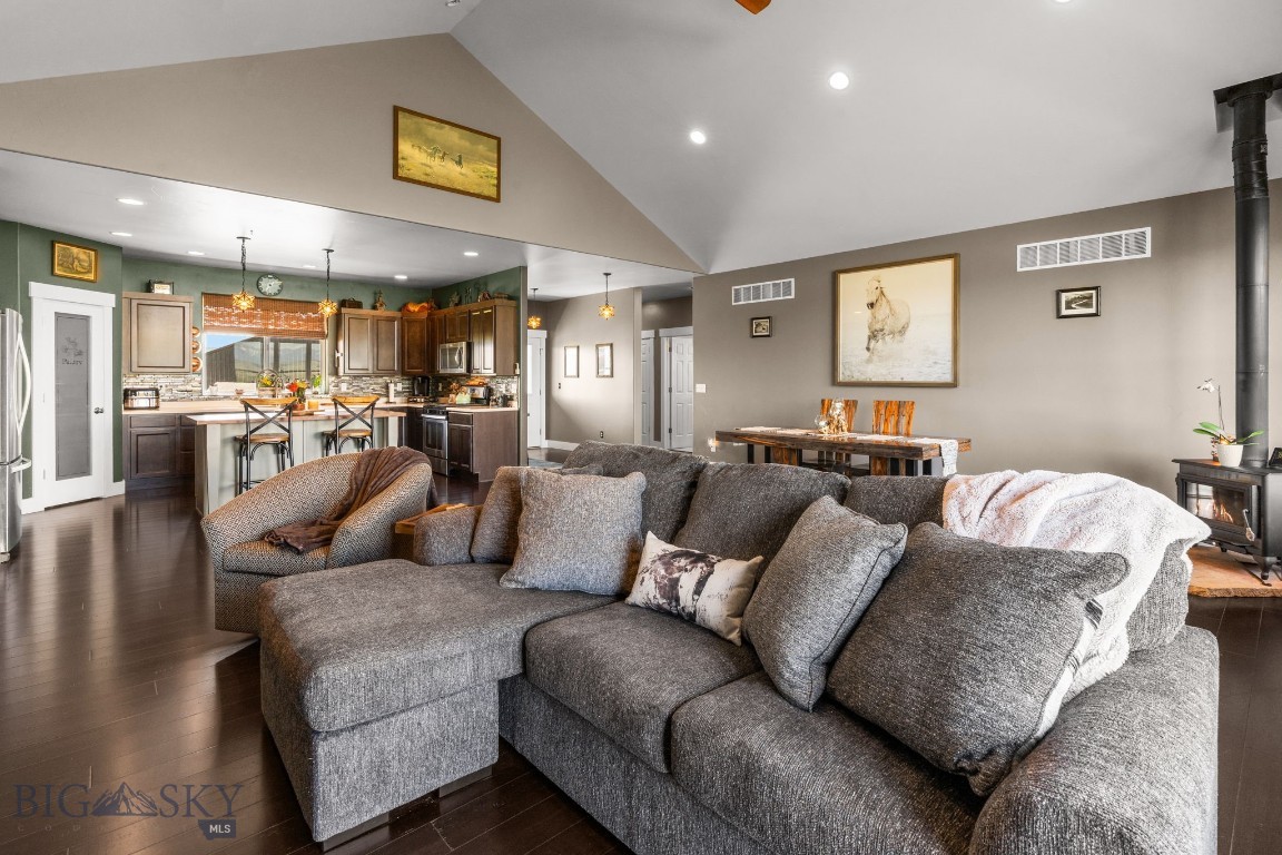 Lovely - Residential