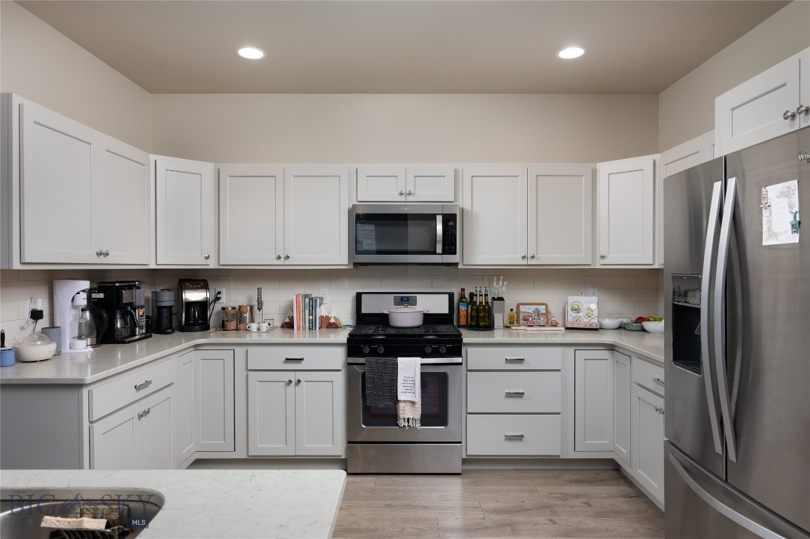 The Lakes at Valley West - Residential