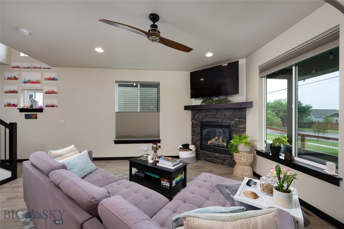 The Lakes at Valley West - Residential