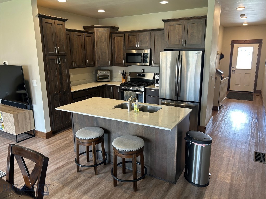 Henson - Residential
