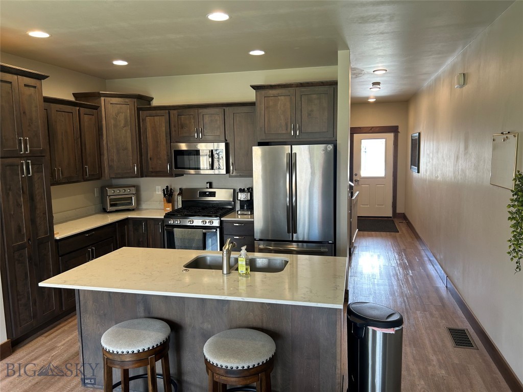 Henson - Residential