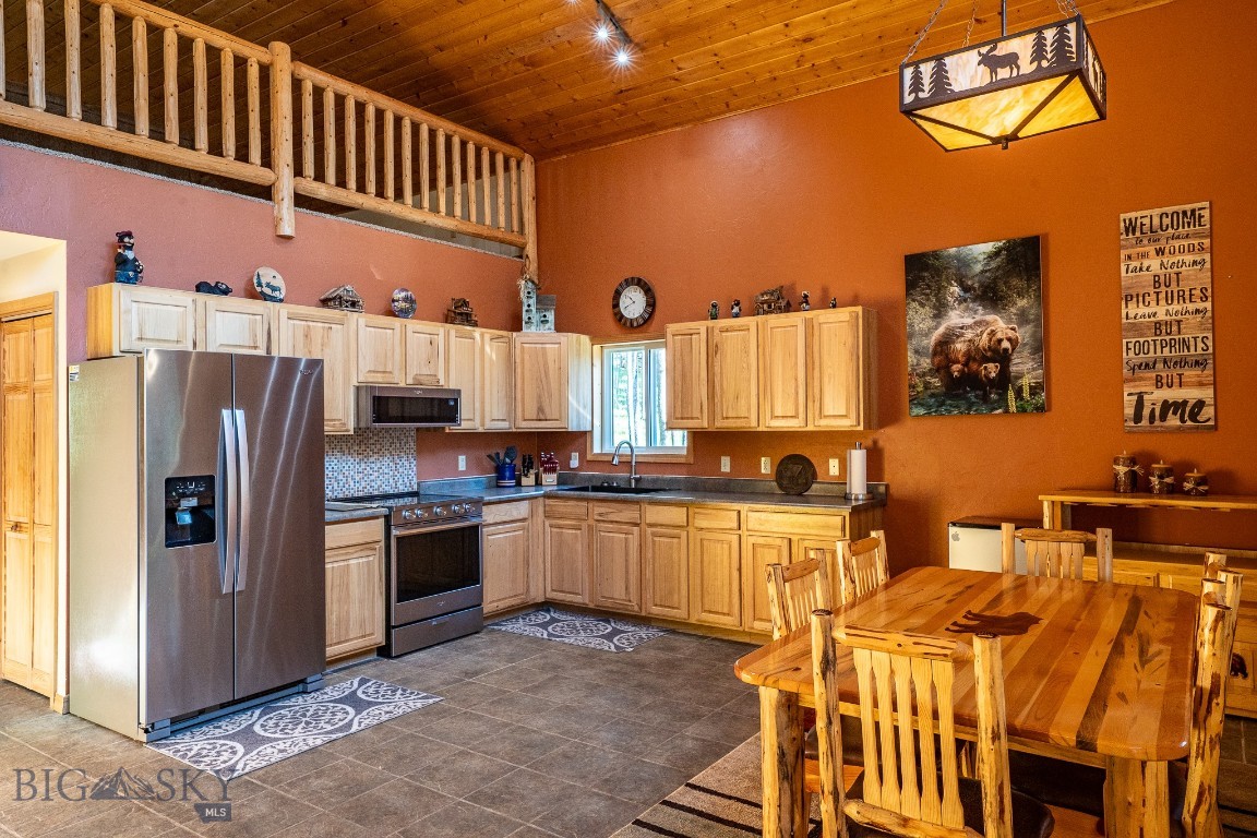 Lake View - Residential